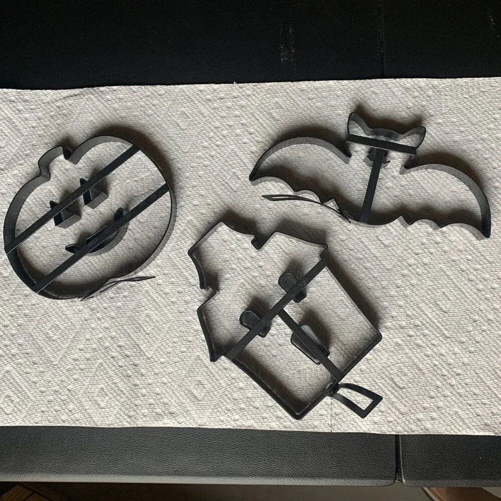 HALLOWEEN - 3pc lot Williams Sonoma Pancake Cookie Molds Pumpkin Bat HAUNTED HOU